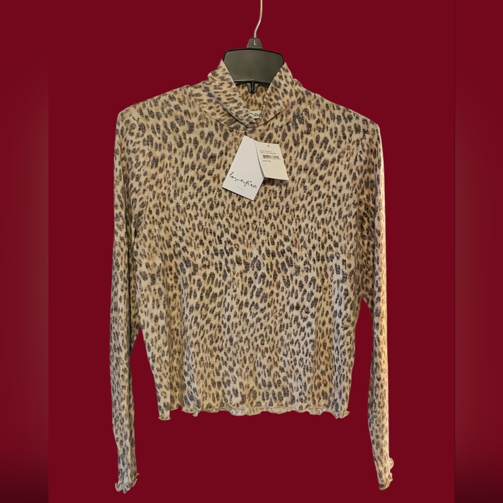 Love Fire Brushed Mock Neck Leopard Print Crop Top - Lettuce Edge - Picture 5 of 5
